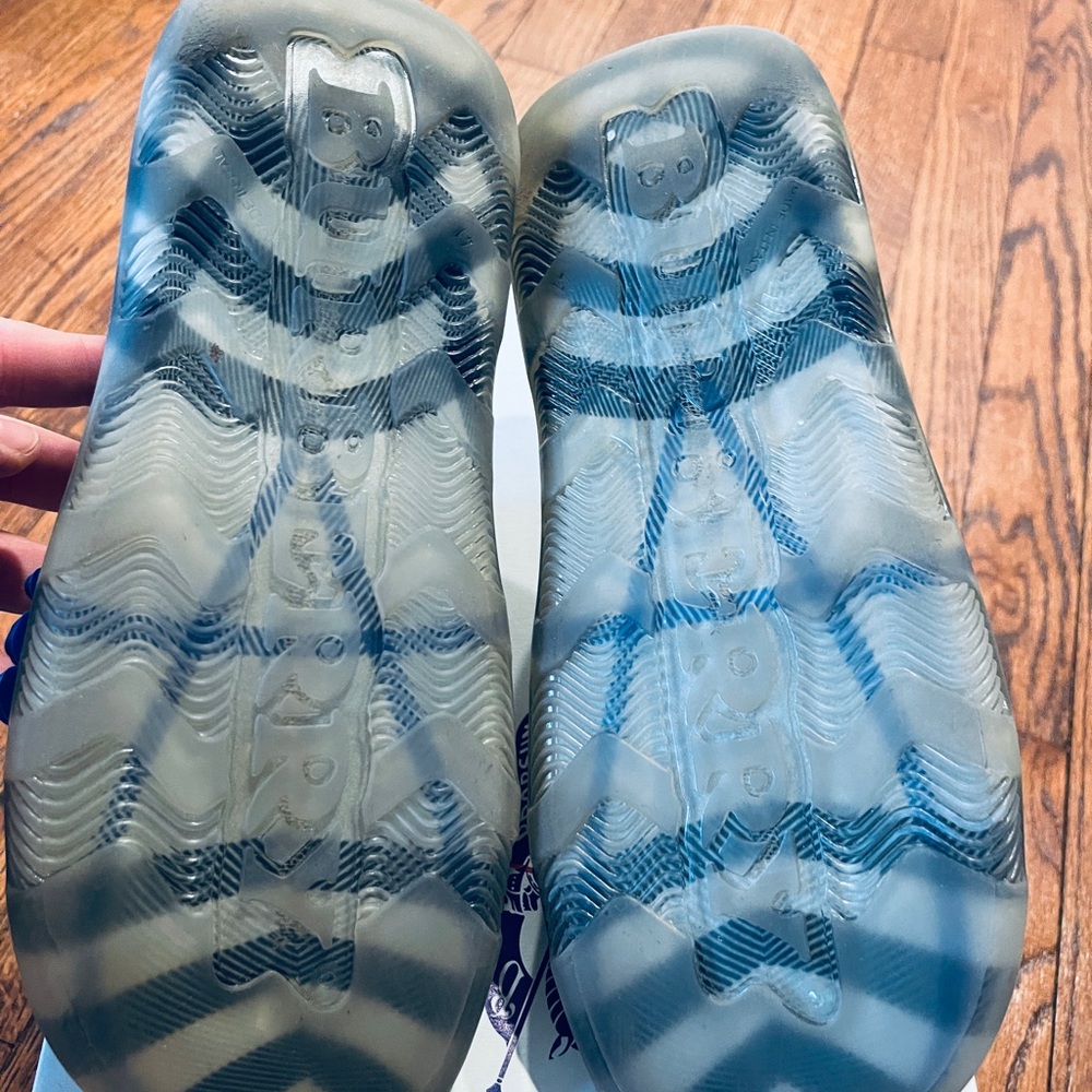 Burberry Gray and Blue Men's Slide Sandals - Picture 5 of 5